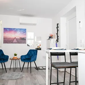blue-apartma.hotels-in-ljubljana.com/